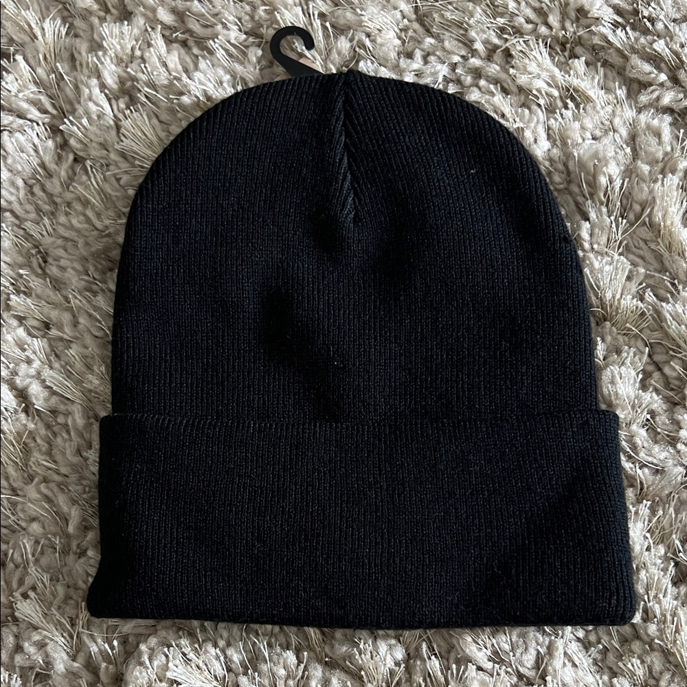 Nike Classic Black Knit Hat - Picture 2 of 2